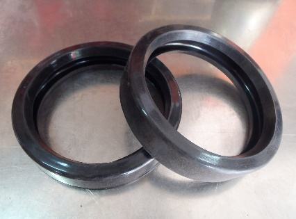 Black rubber coupling seals