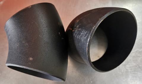 Black 45° elbows