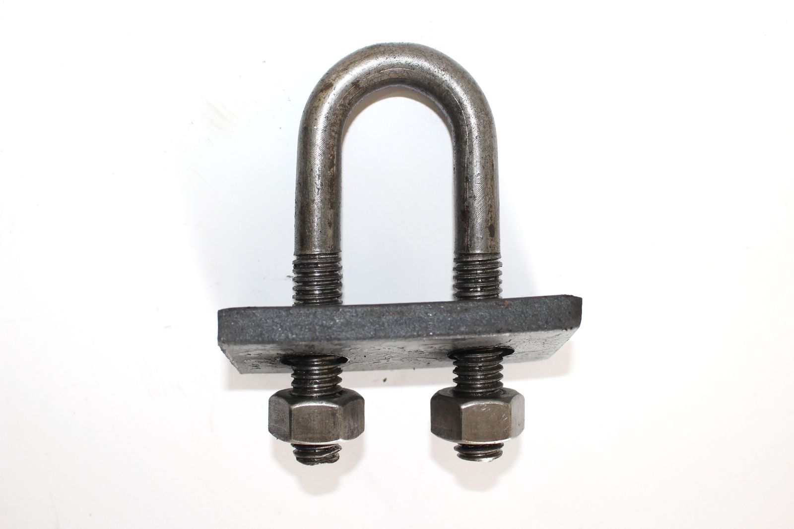 Single U-bolt with plate and two nuts